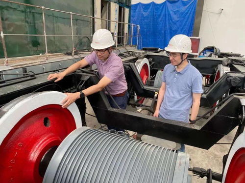 國內(nèi)首輛新型智能軌道電動貨運小火車正式亮相，工業(yè)用軸承代理與銷售迎來新機遇