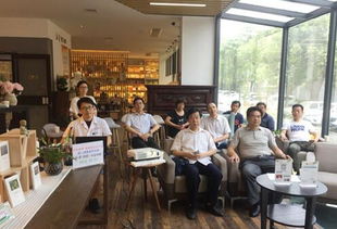 新華書店集團(tuán)舉辦“傳承國(guó)粹 健康生活”中醫(yī)養(yǎng)生與保健專題健康講座